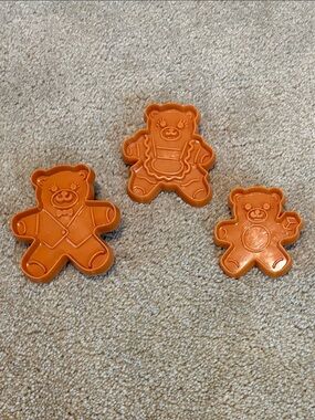 Vintage 1993 Hutzler Cookie Cutters - The Three Bears
